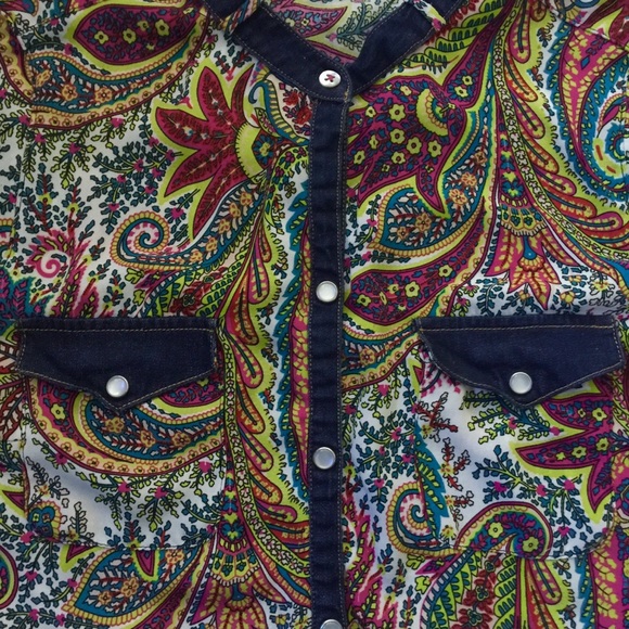 Zara Tops Zara Trafaluc Collection Paisleyfloral Top Poshmark